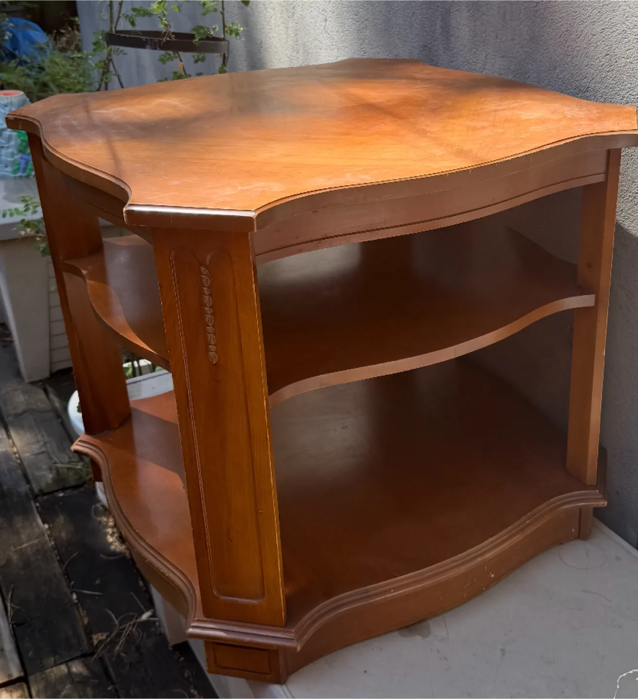 Free 🚚 Mid Century Modern Centre or Side Table thumbnail