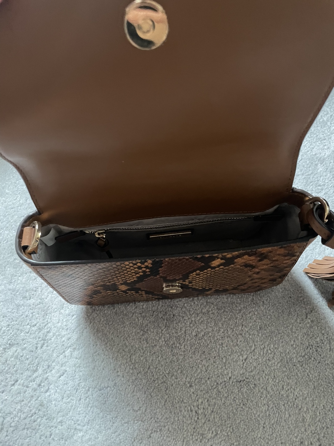Tory Burch Snakeskin Print Shoulder Bag - photo 3