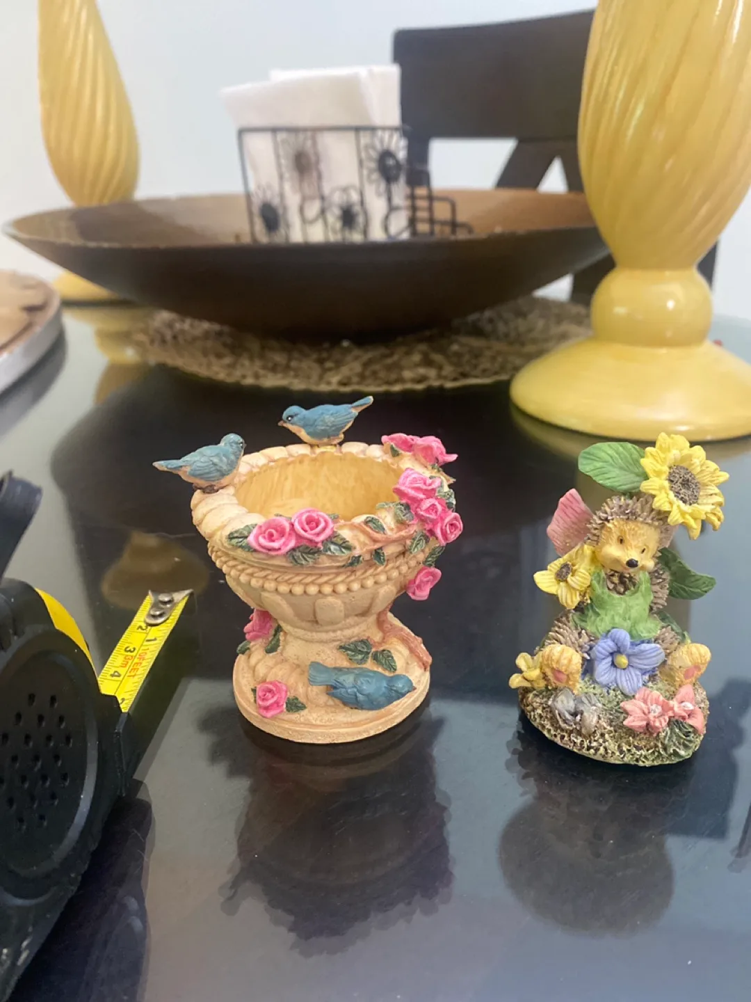 Floral Urn & Hedgehog Figurine Set image indicator(4)