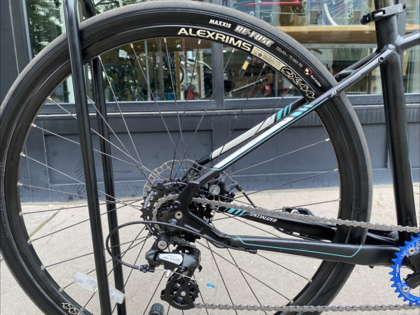 Specialized Vita Hybrid Bike - photo 3