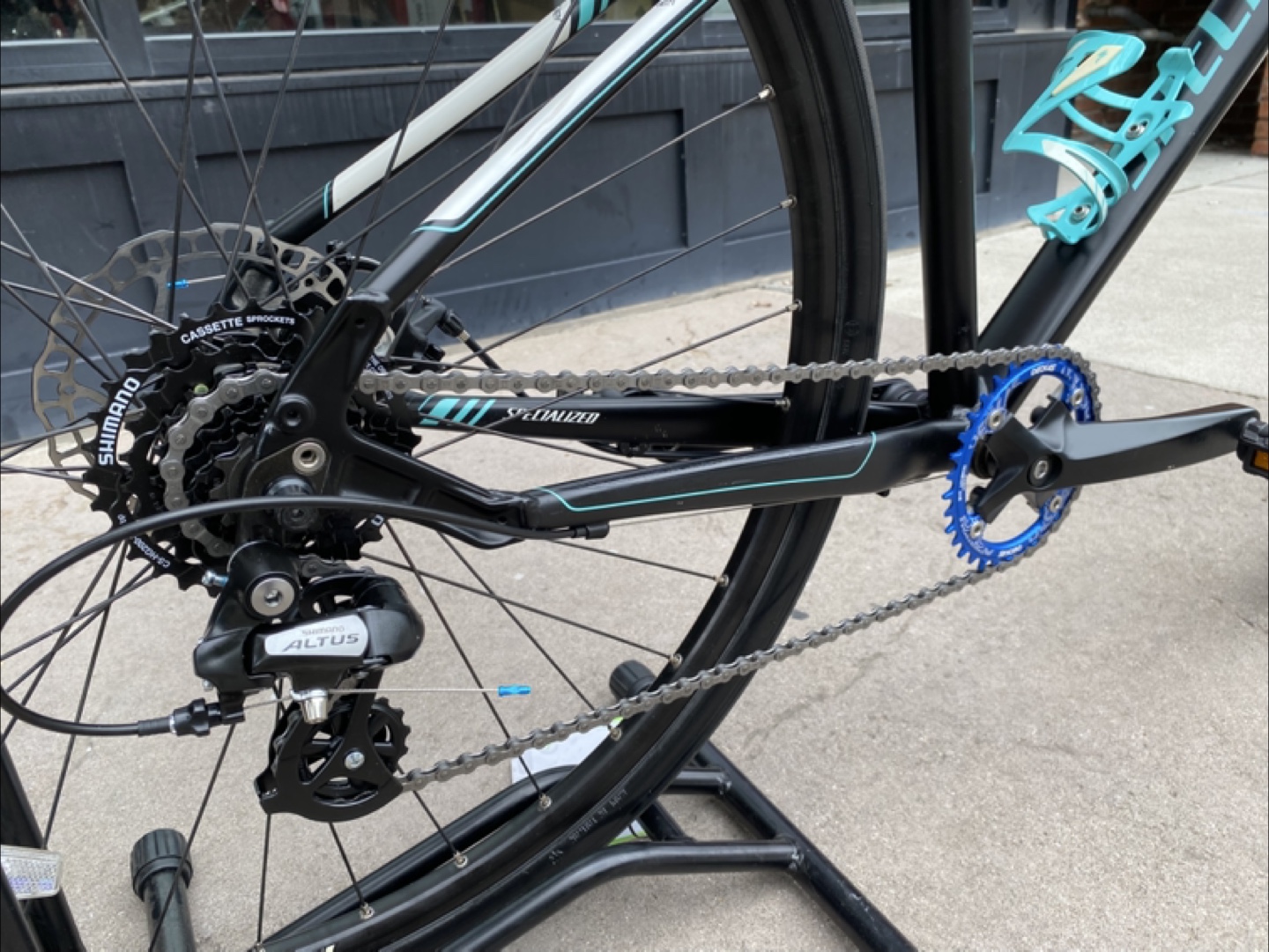 Specialized Vita Hybrid Bike - photo 2