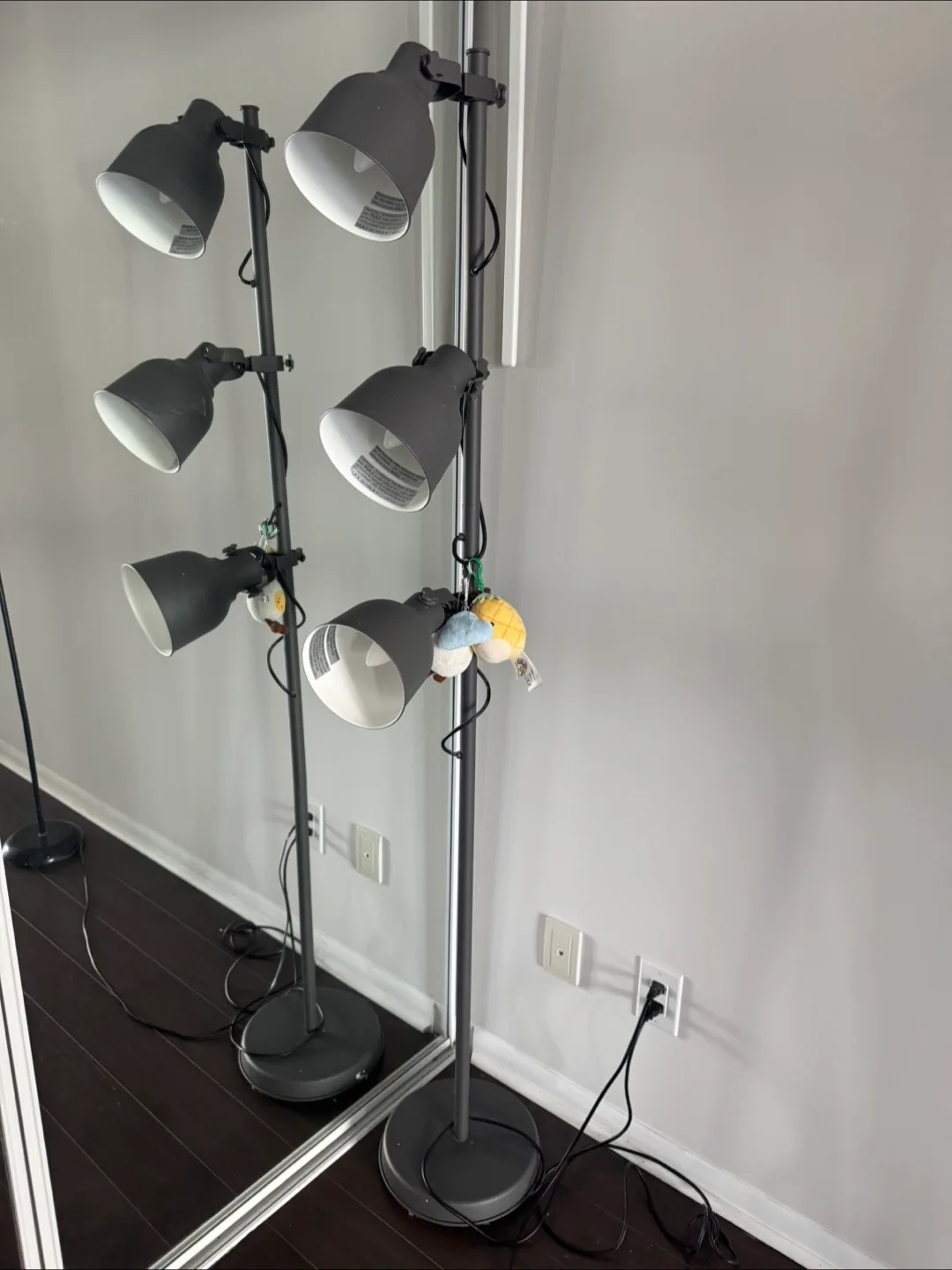 IKEA HEKTAR Floor Lamp thumbnail