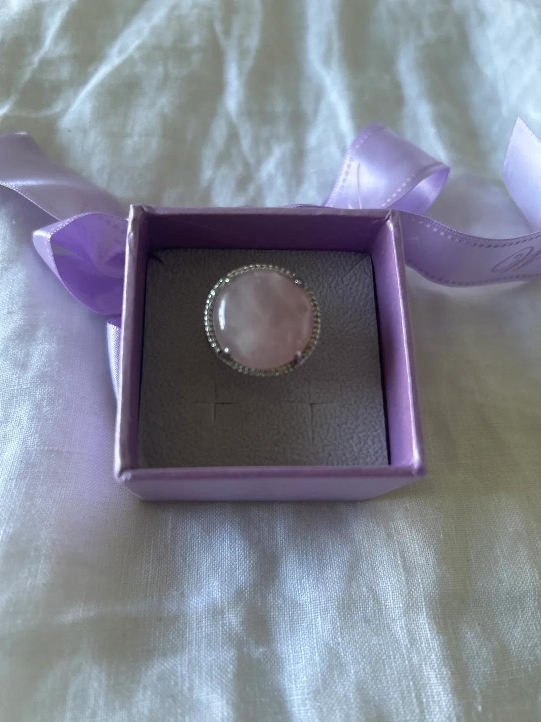 Rose Quartz and silver  Ring thumbnail