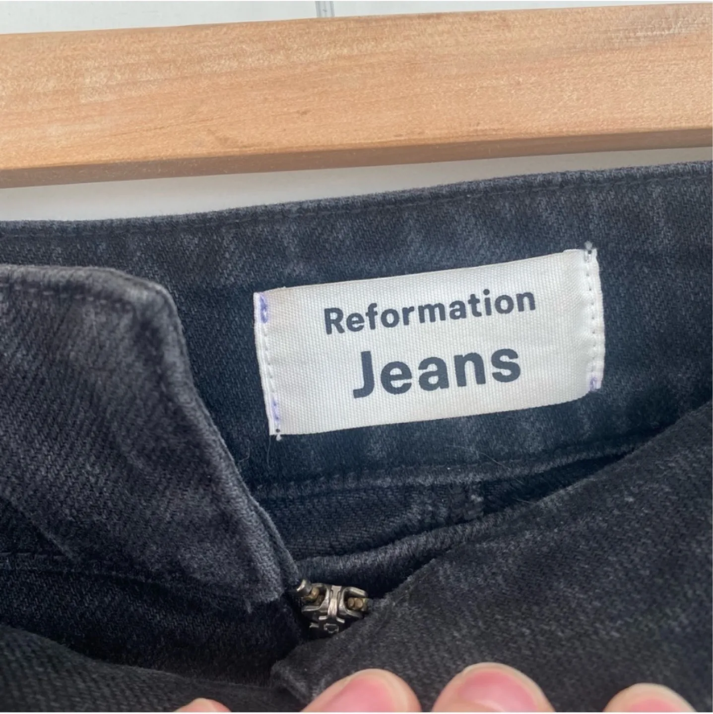 Reformation Kayo High and Skinny Black Jeans Size 27 image indicator(9)