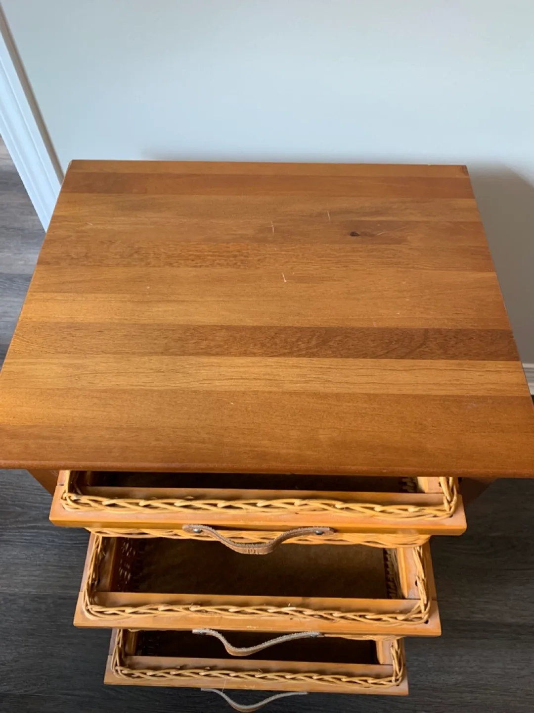 Wicker Drawer Stand image indicator(6)