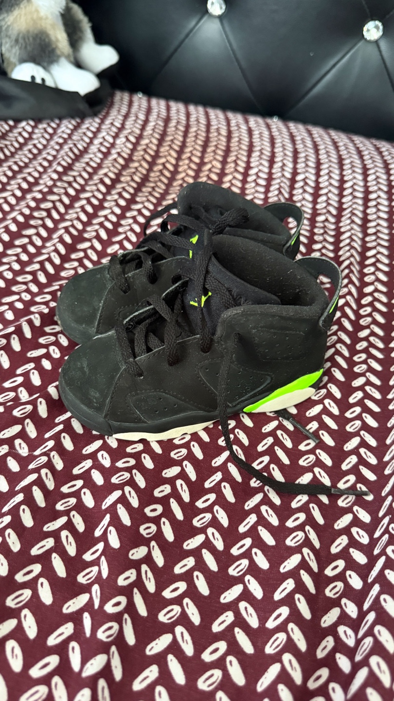 Jordan 6 Retro Toddler Shoes - Size 7C