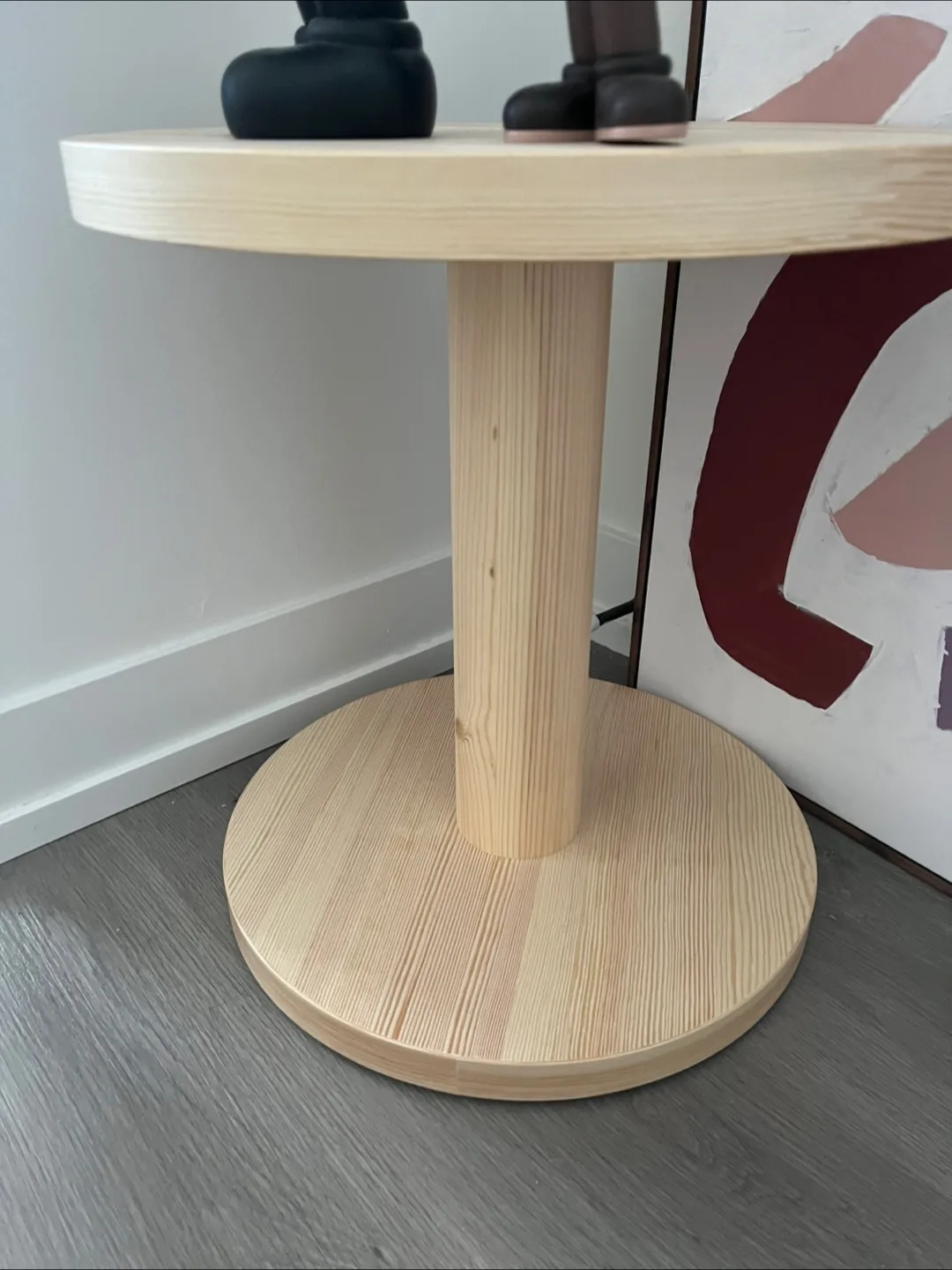 Wooden Side Table - Round Accent Table image indicator(3)