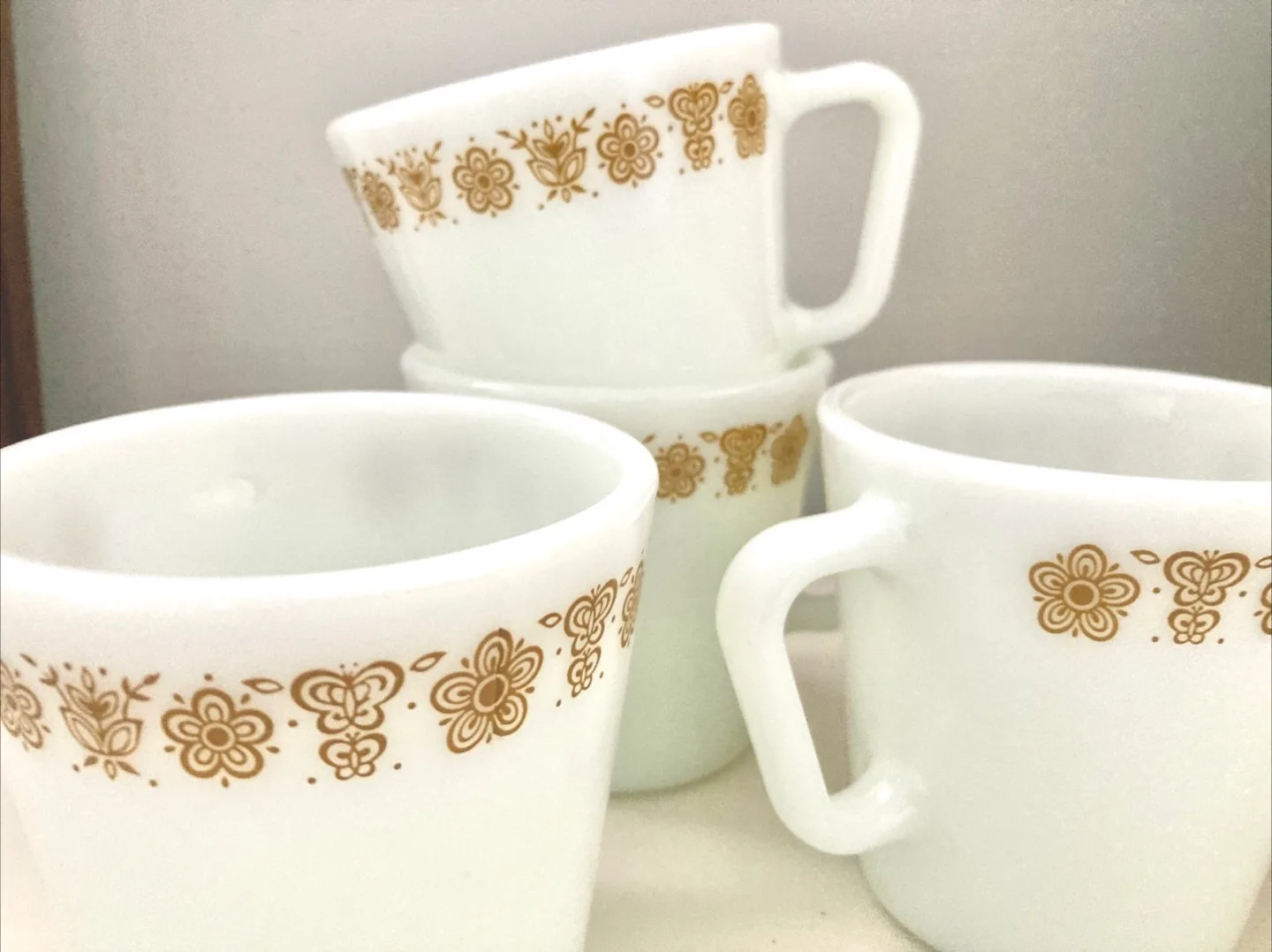 Set of 4 Vintage Pyrex Butterfly Gold Milk Glass Mugs thumbnail