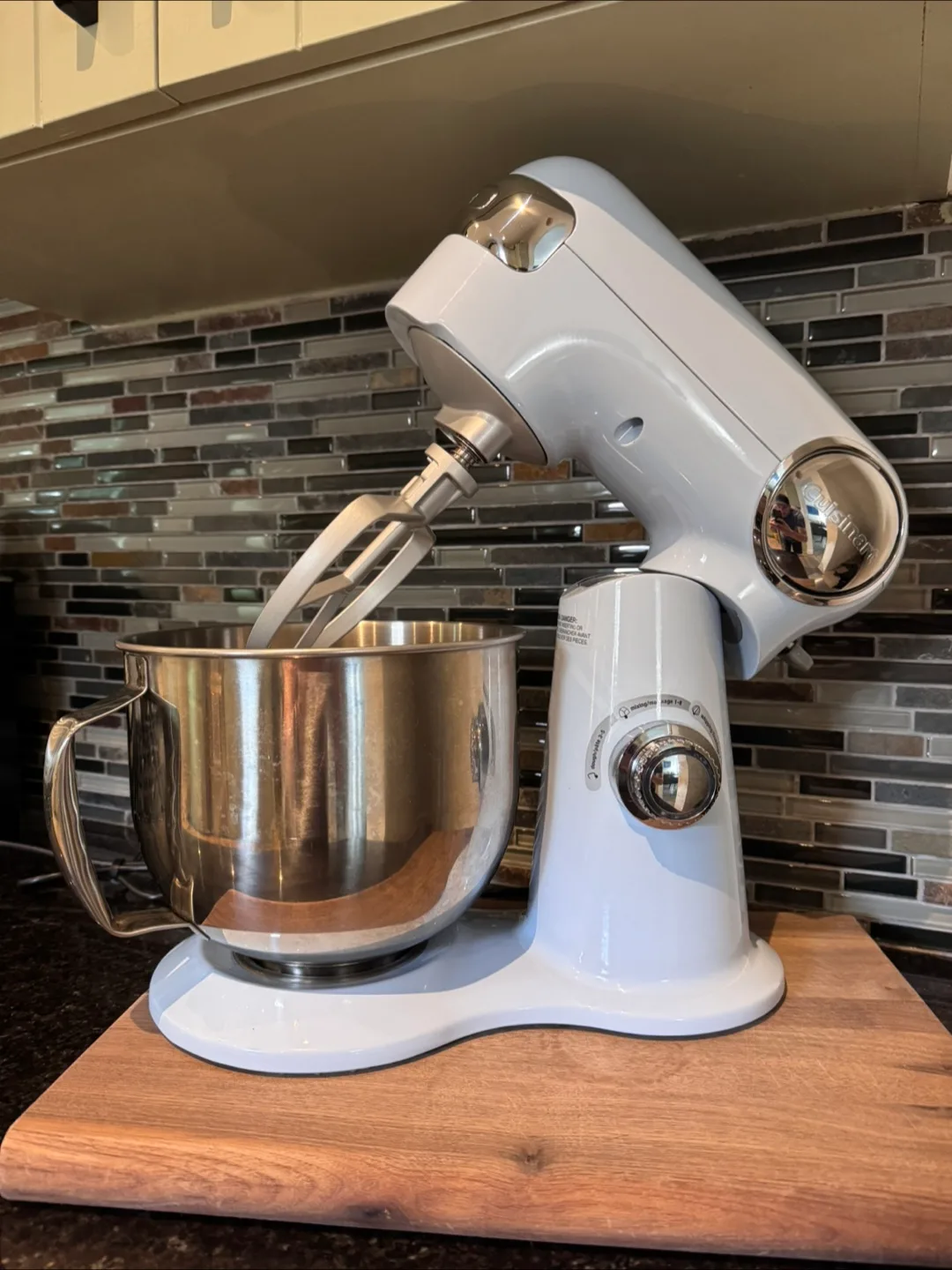 Ice Blue Cuisinart Stand Mixer - Like New! thumbnail