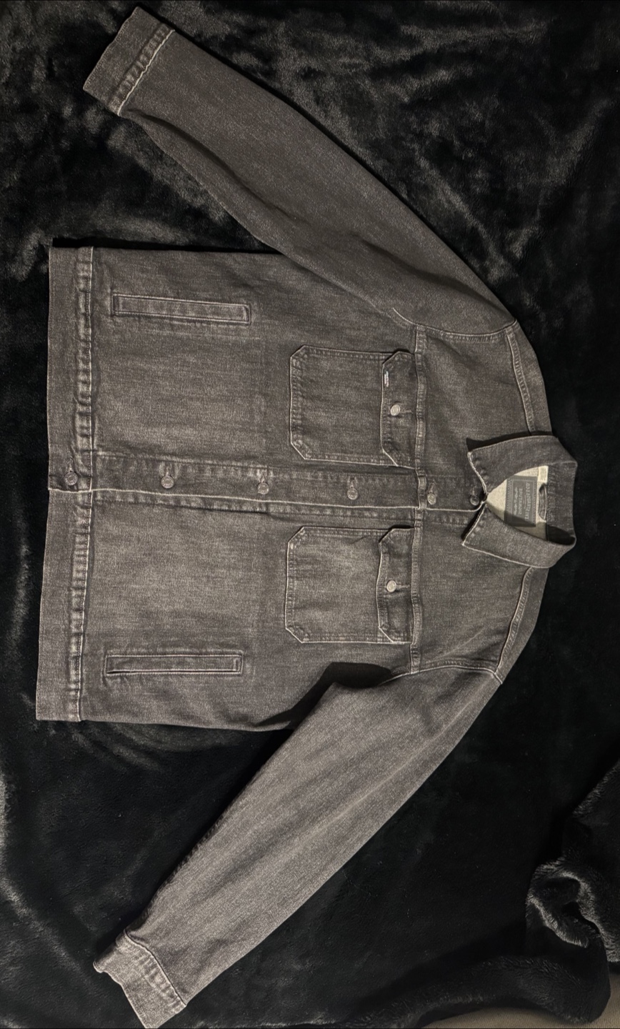 Levi’s Black Denim Jacket
