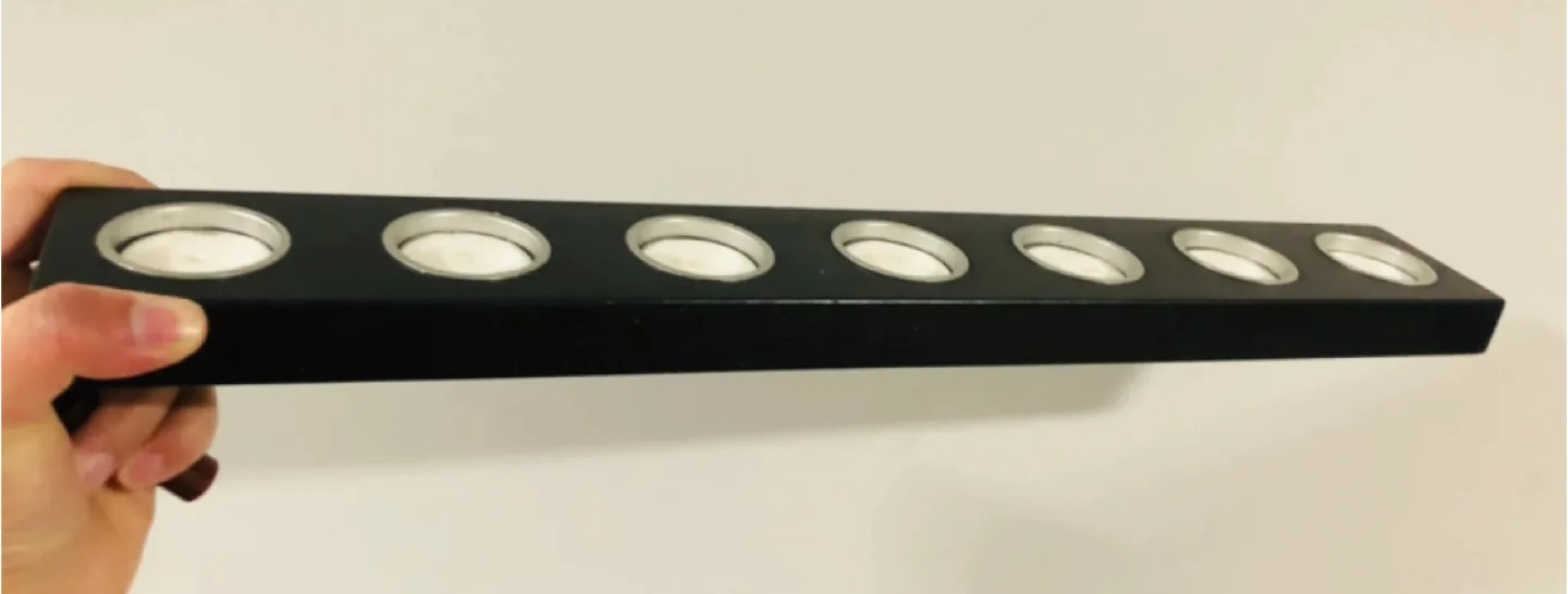 🇨🇦 Brand new Black Candle Holder - 7 Tea Lights image indicator(4)