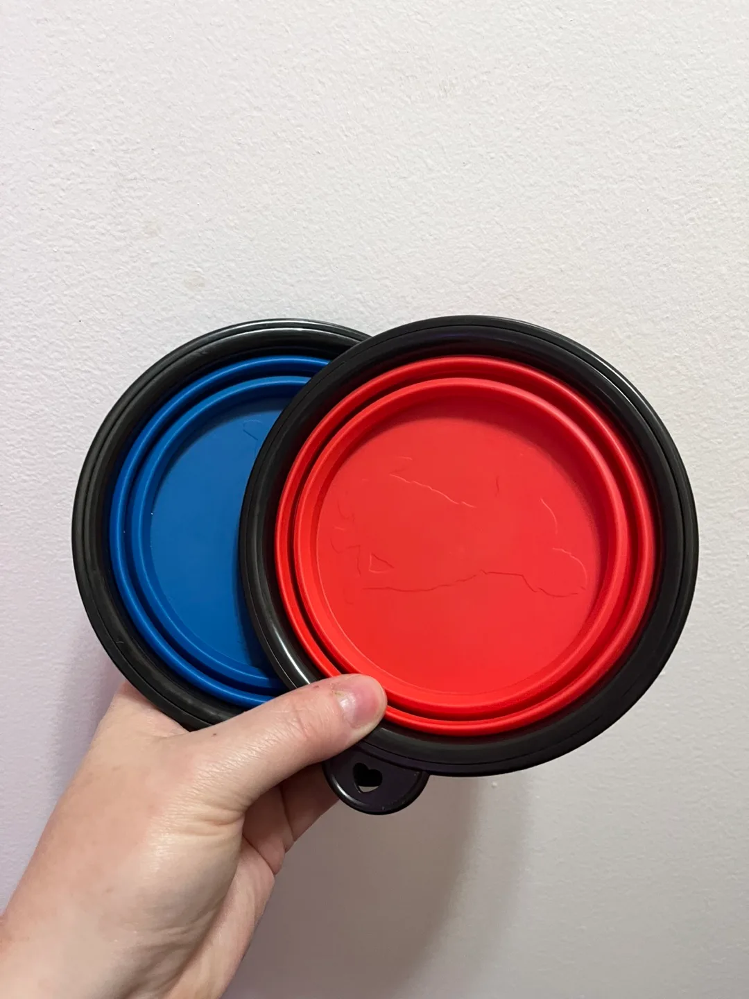 Collapsible Pet Travel Bowls thumbnail