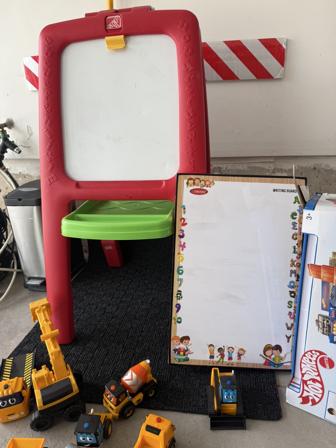 Kids Easel, Hot Wheels Flying Customs Track Set & Toys