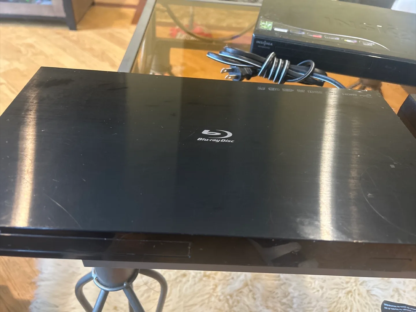 Insignia Blu-ray Disc Player thumbnail