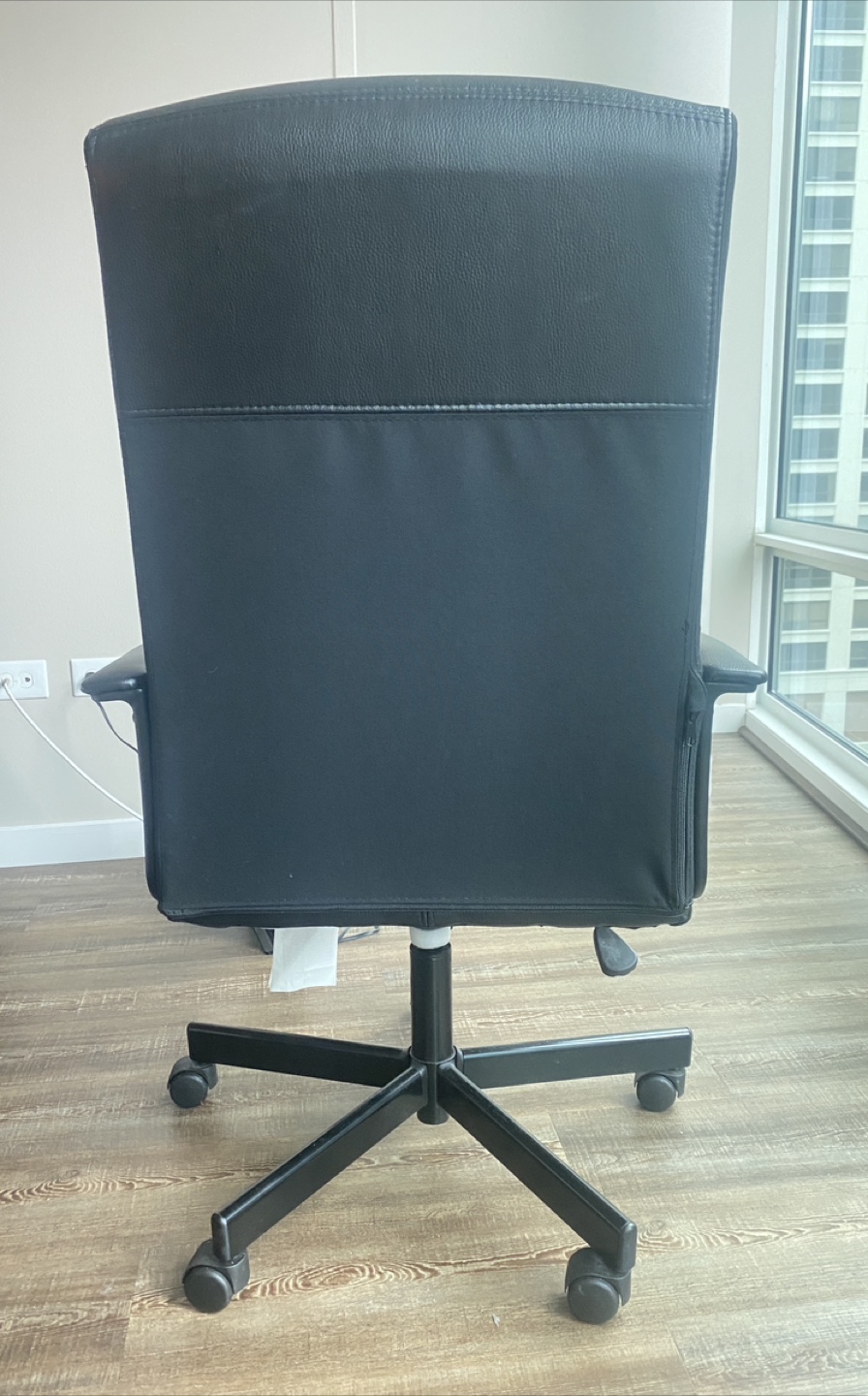 Black Office Chair - photo 3
