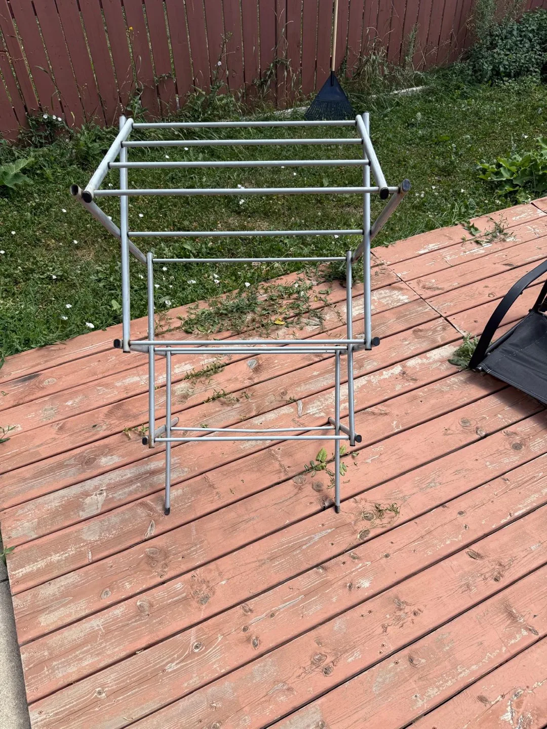 Metal Clothes Drying Rack thumbnail
