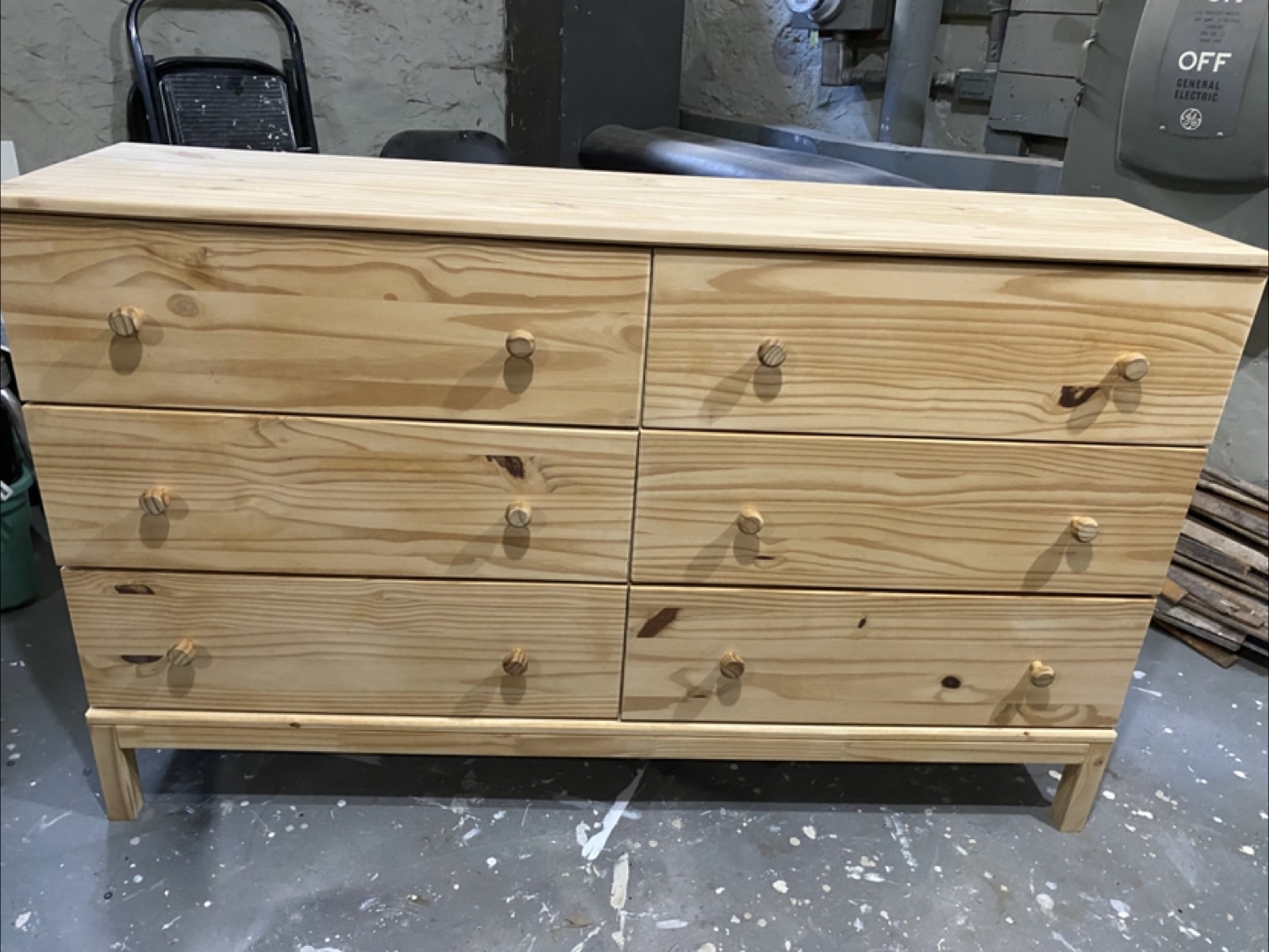 Wooden 6-Drawer Dresser