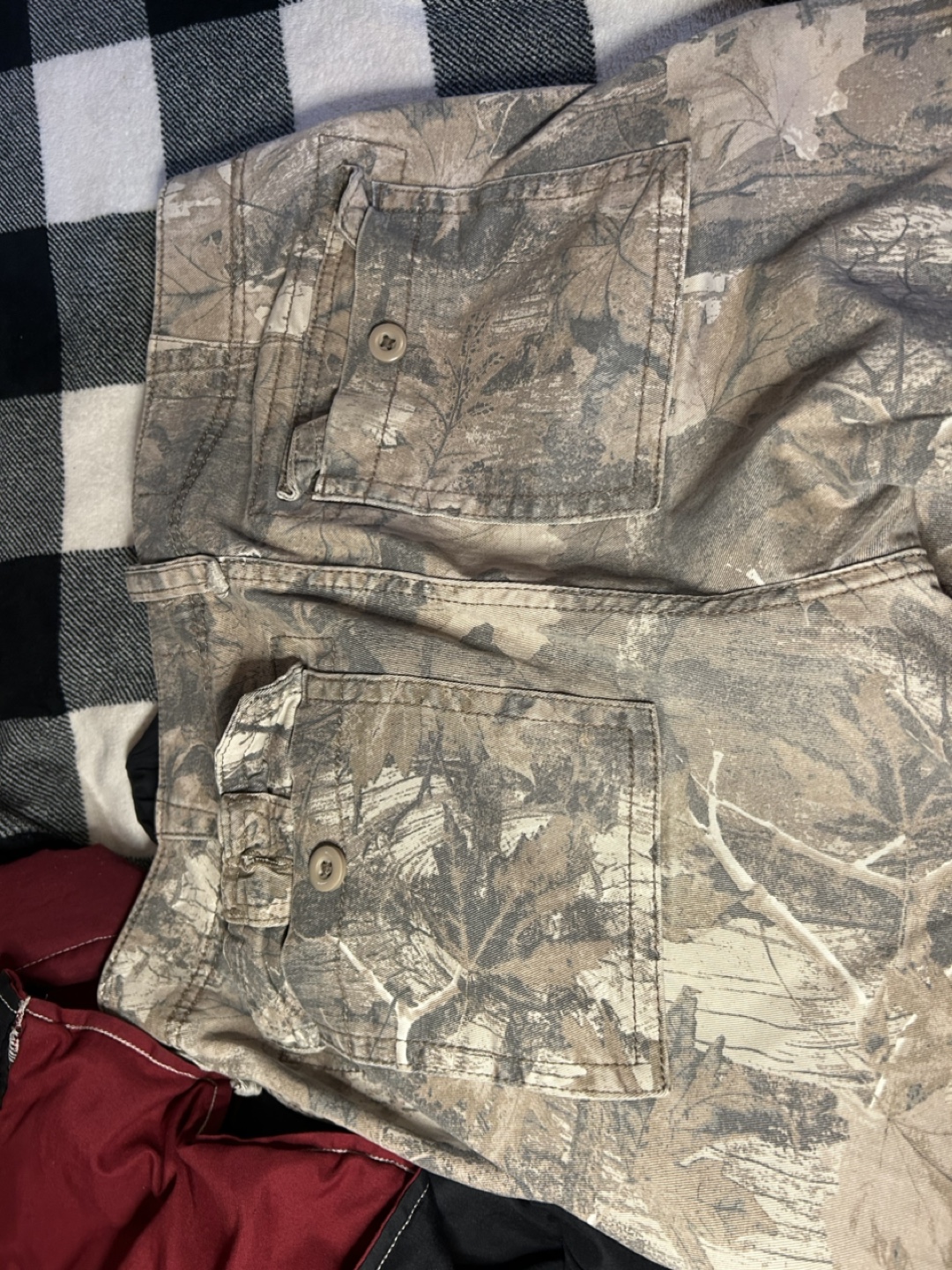 Hollister Camo Pants - Size 30 - photo 3