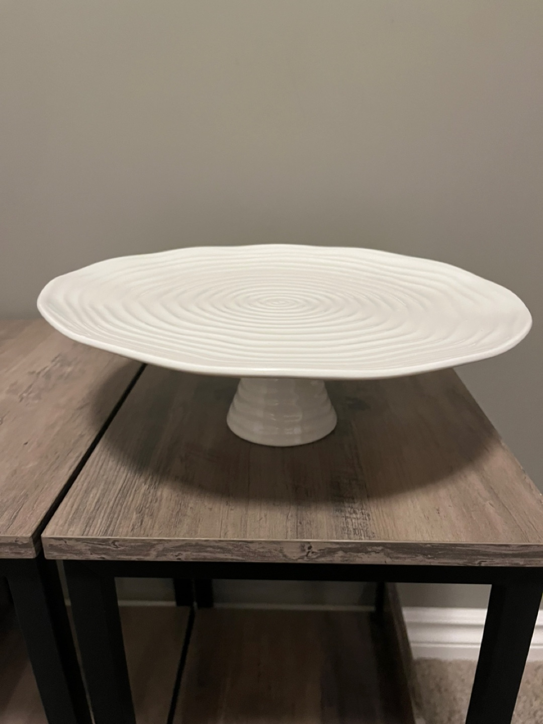 White Cake Stand - photo 2