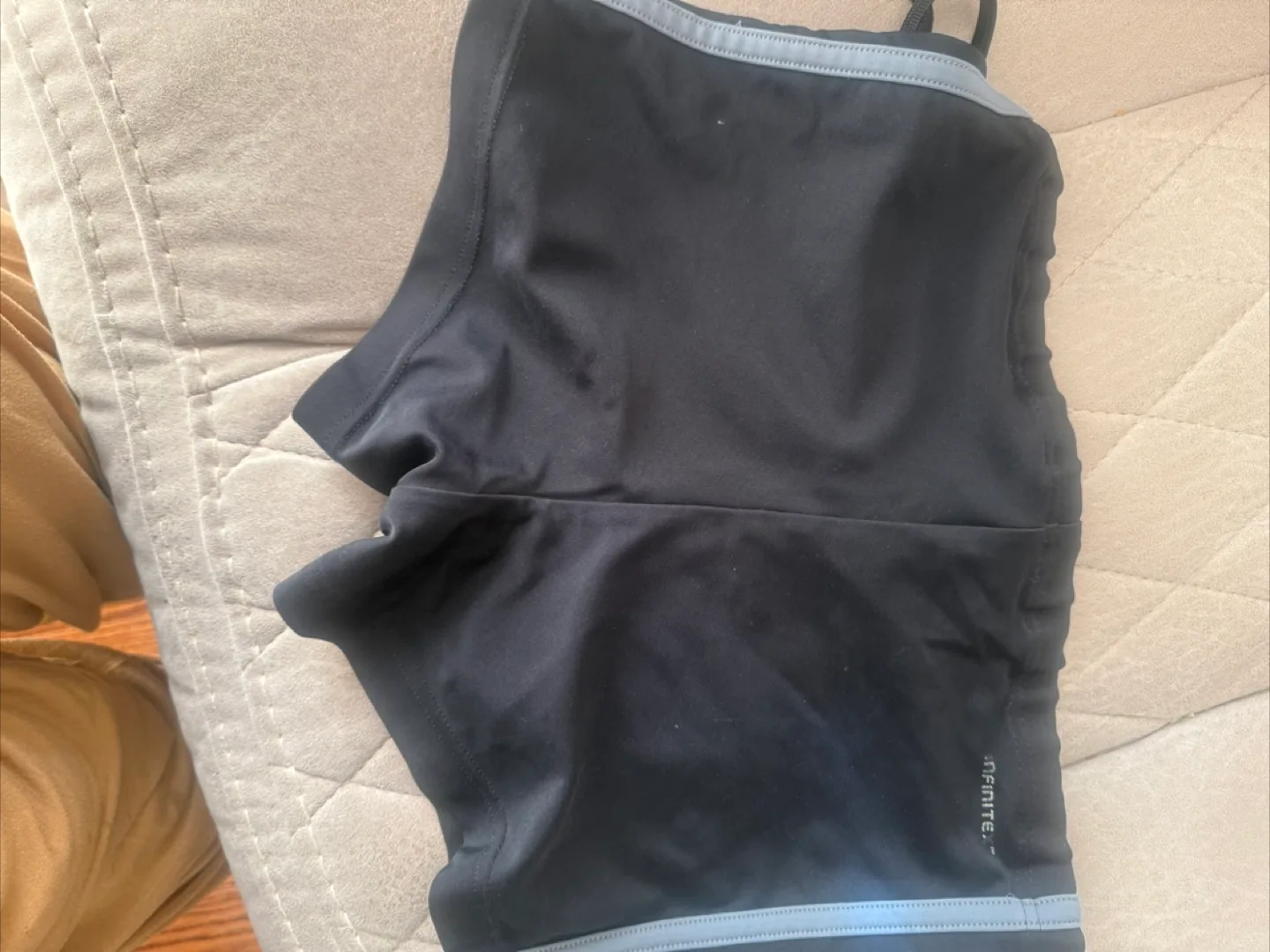 Adidas Infinite Series swimming shorts 🥫🇨🇦 Shorts - Size 28 image indicator(3)