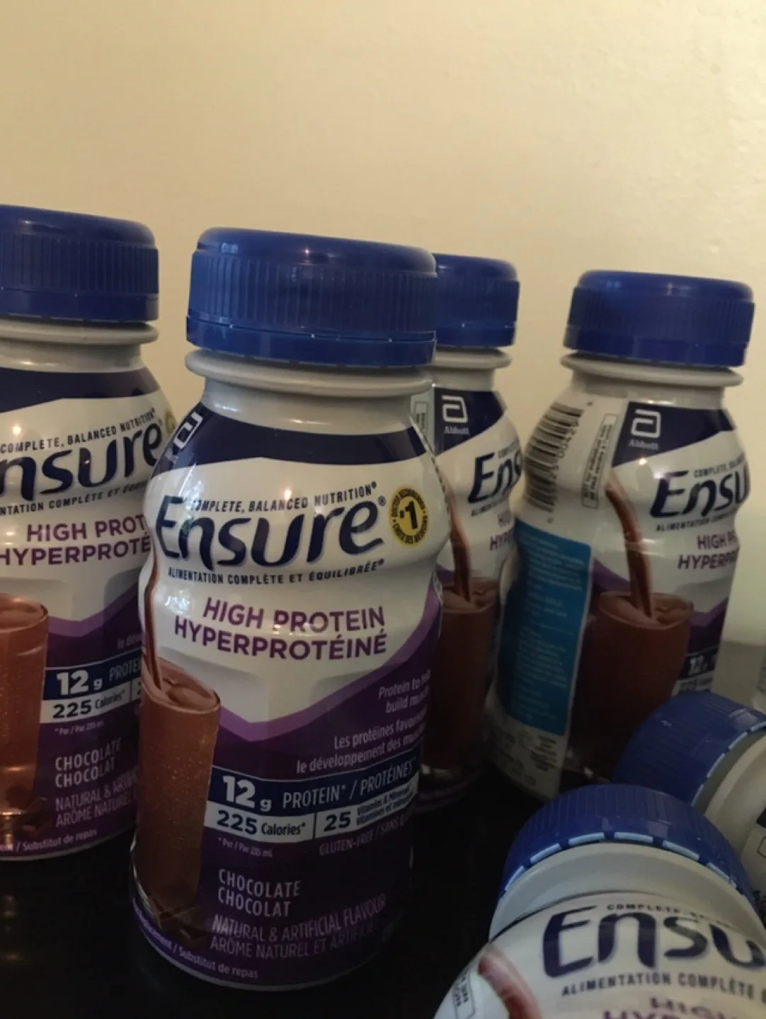 Ensure High Protein Chocolate Nutritional Drinks image indicator(3)