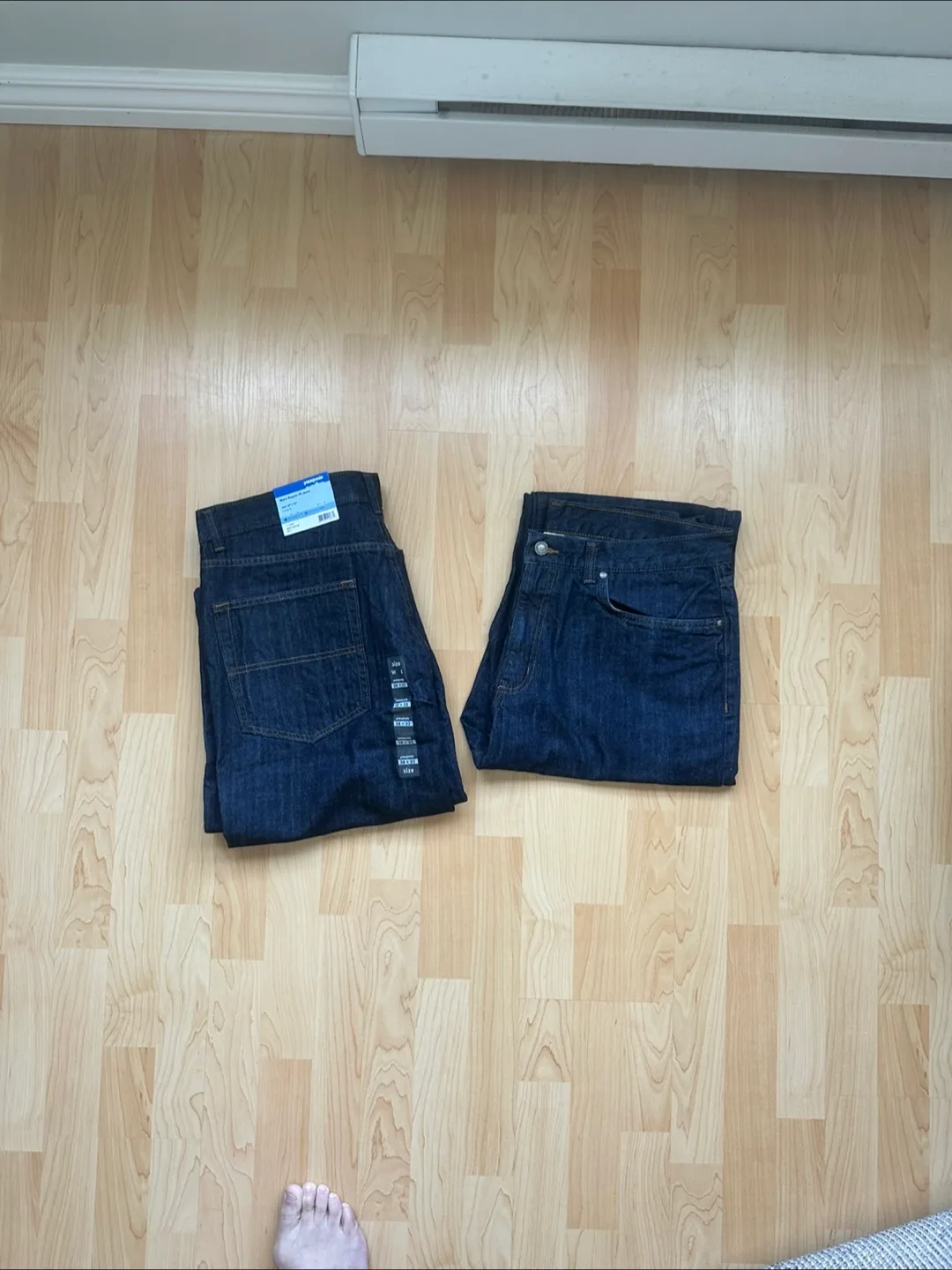 *New* Patagonia - Regular Fit Jeans - 38x32 image indicator(4)
