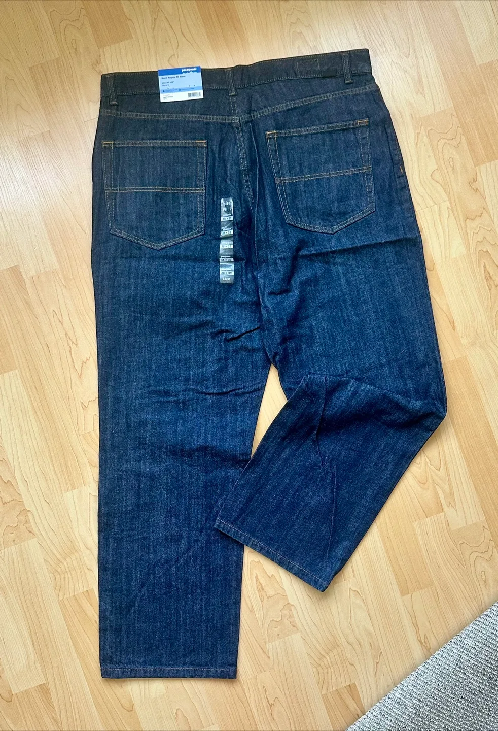 *New* Patagonia - Regular Fit Jeans - 38x32 image indicator(2)