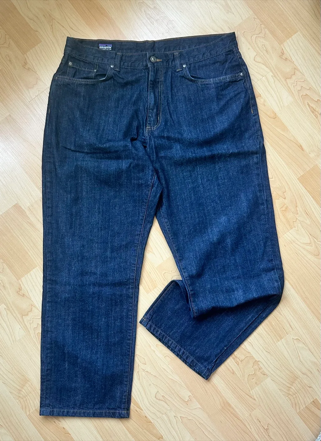 *New* Patagonia - Regular Fit Jeans - 38x32 image indicator(6)