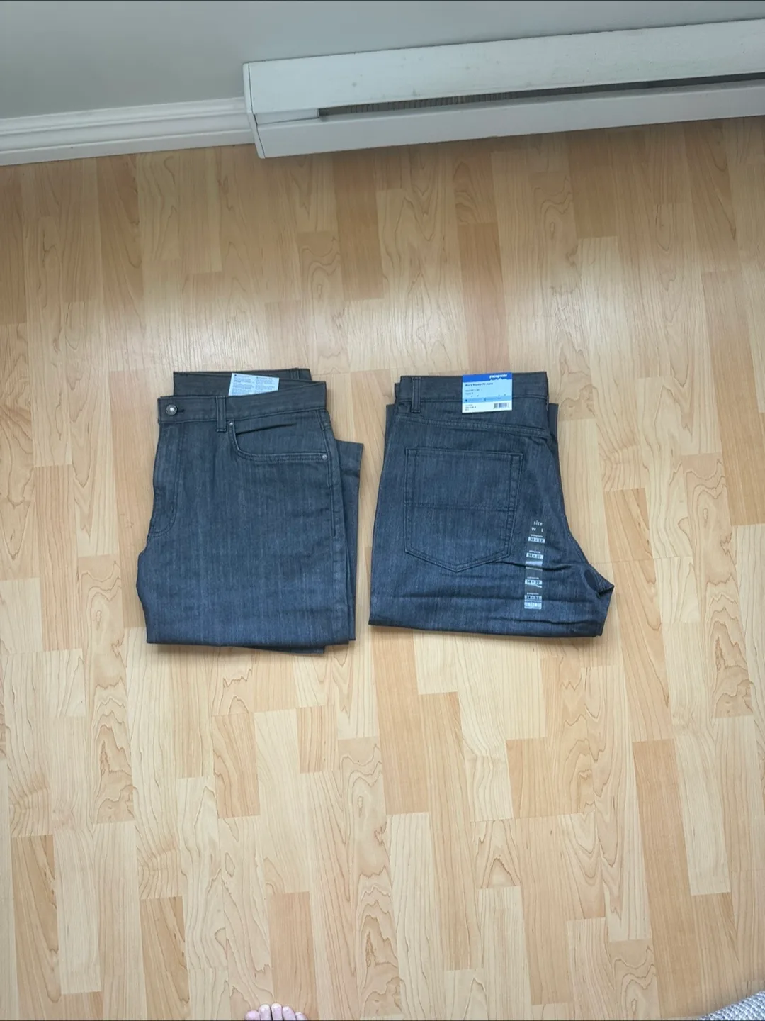 *New* Patagonia GREY Regular Fit Jeans - Size 38x32 image indicator(3)