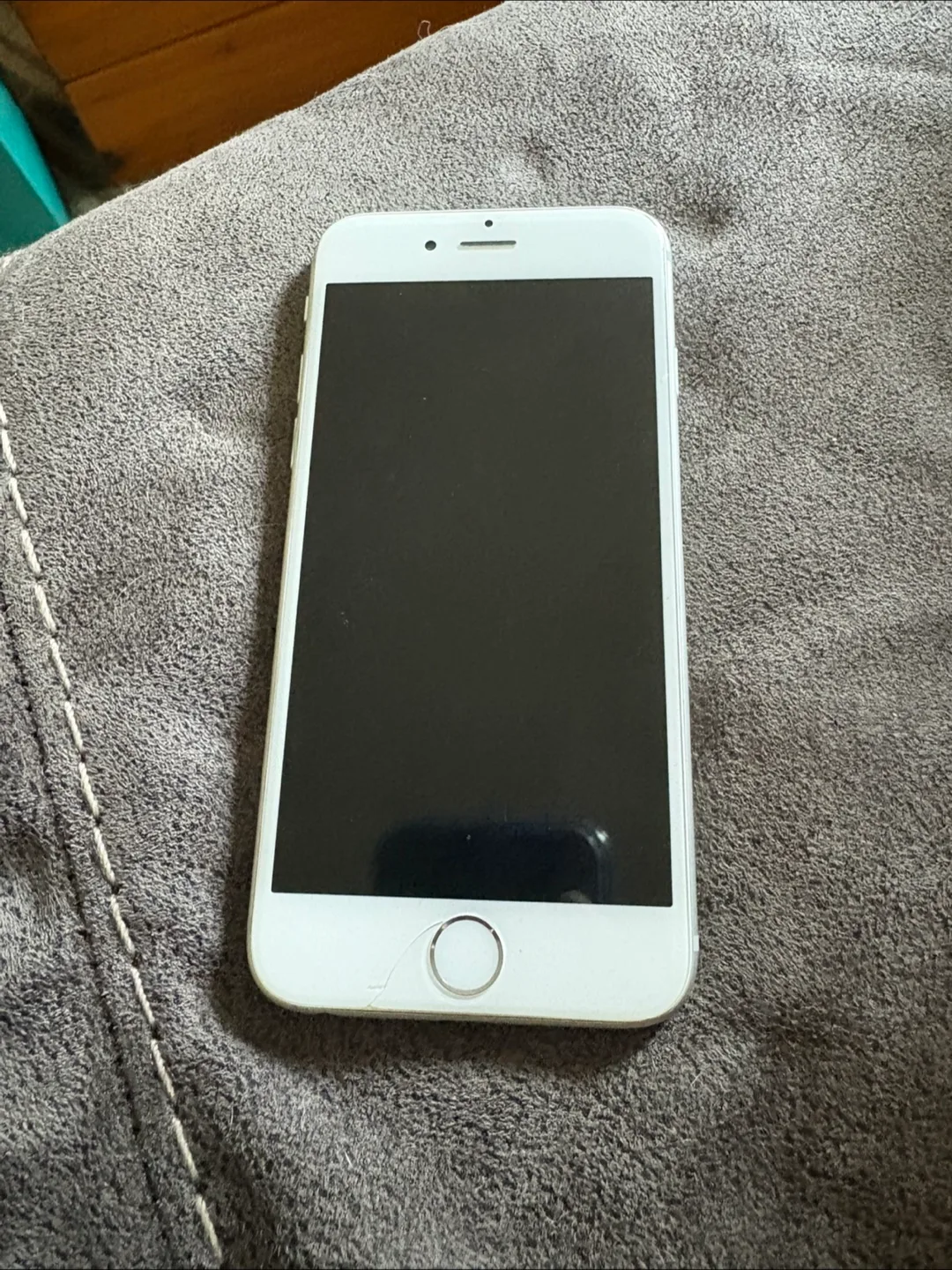 Apple iPhone 6s - Silver thumbnail
