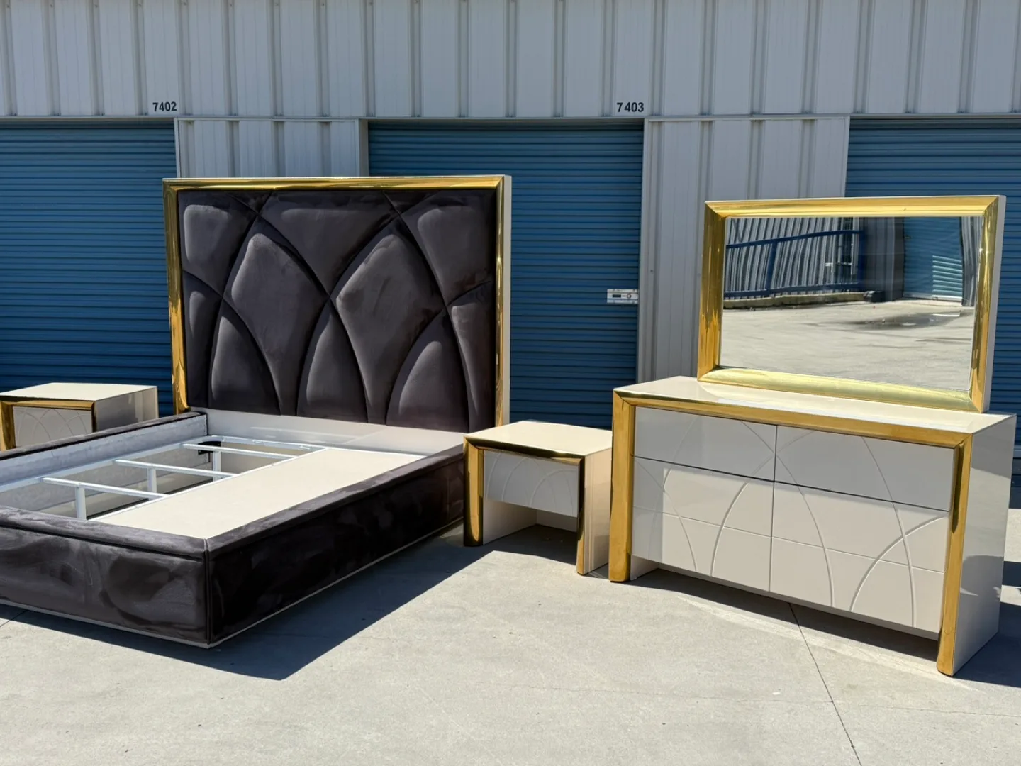 Luxury Dolce KING Bedroom Set – Velvet, Solid Wood & Gold thumbnail