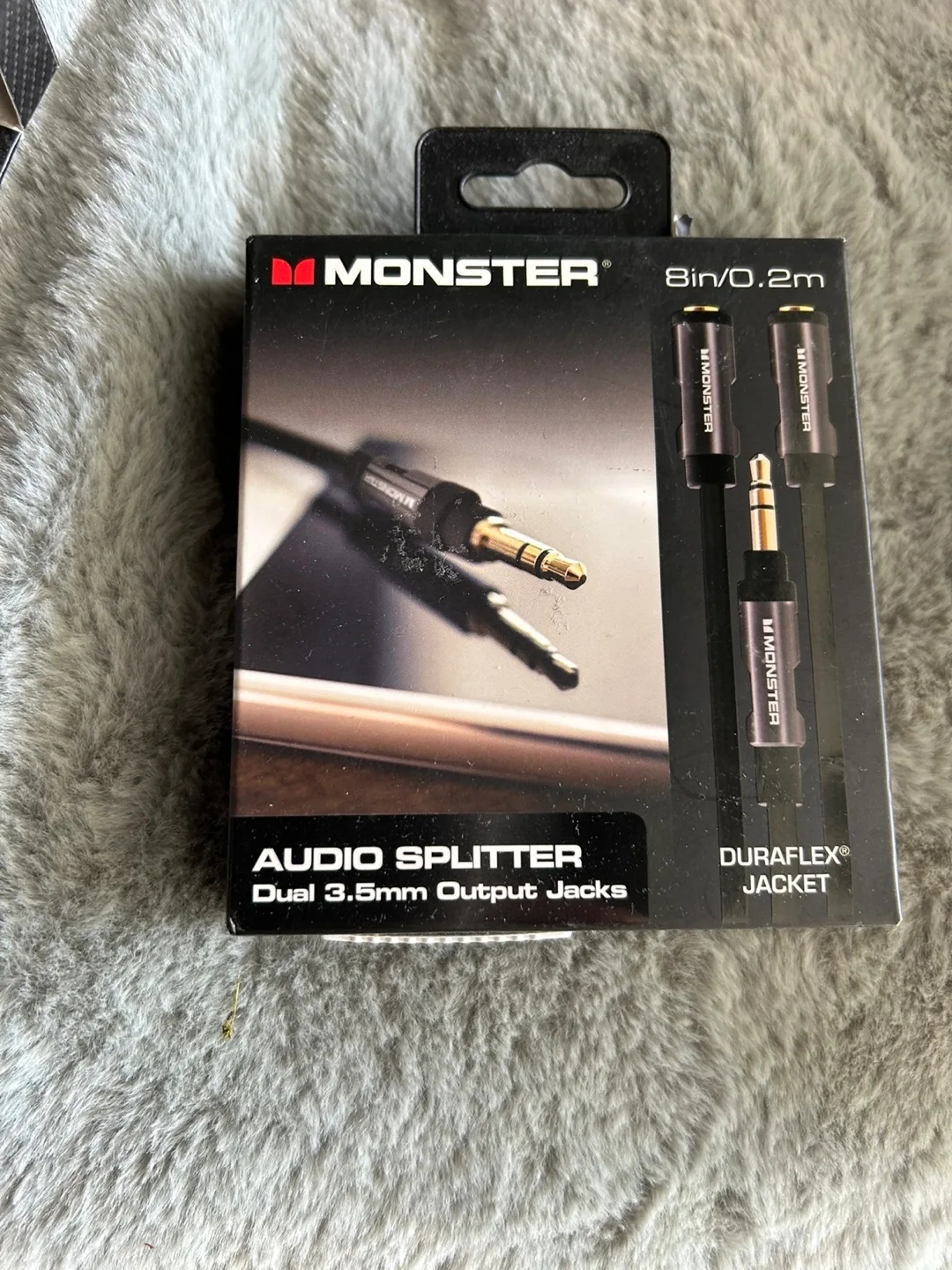 Monster Audio Splitter - Dual 3.5mm Output Jacks thumbnail