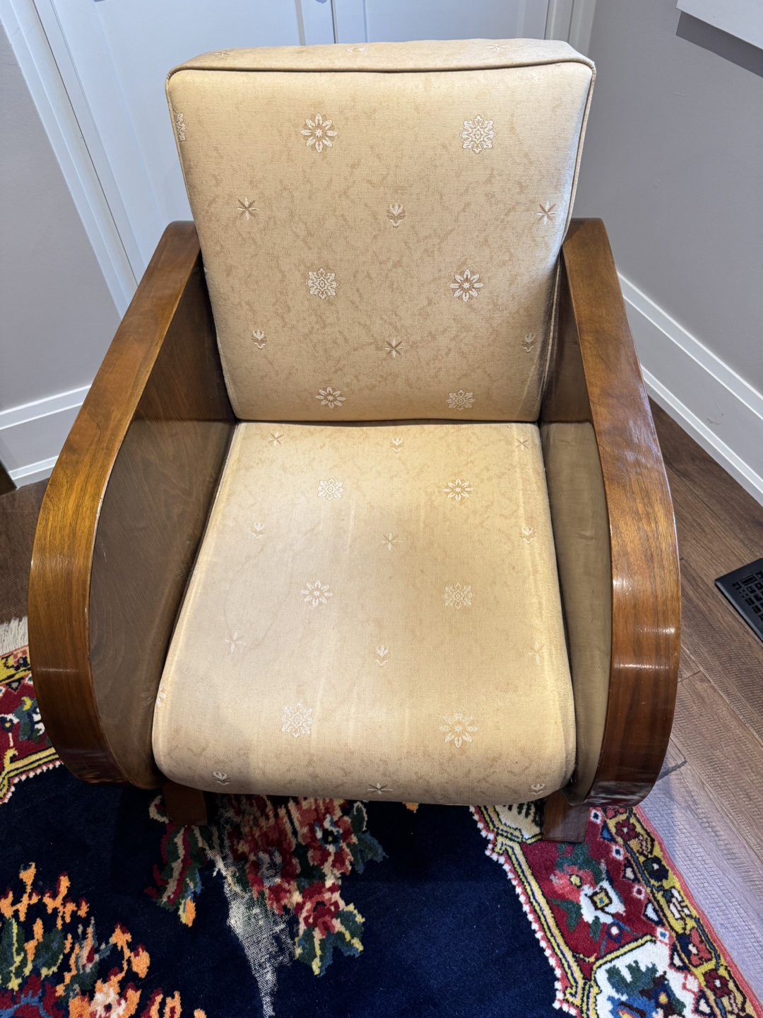 Vintage Art Deco Armchair & Round Coffee Table - photo 2