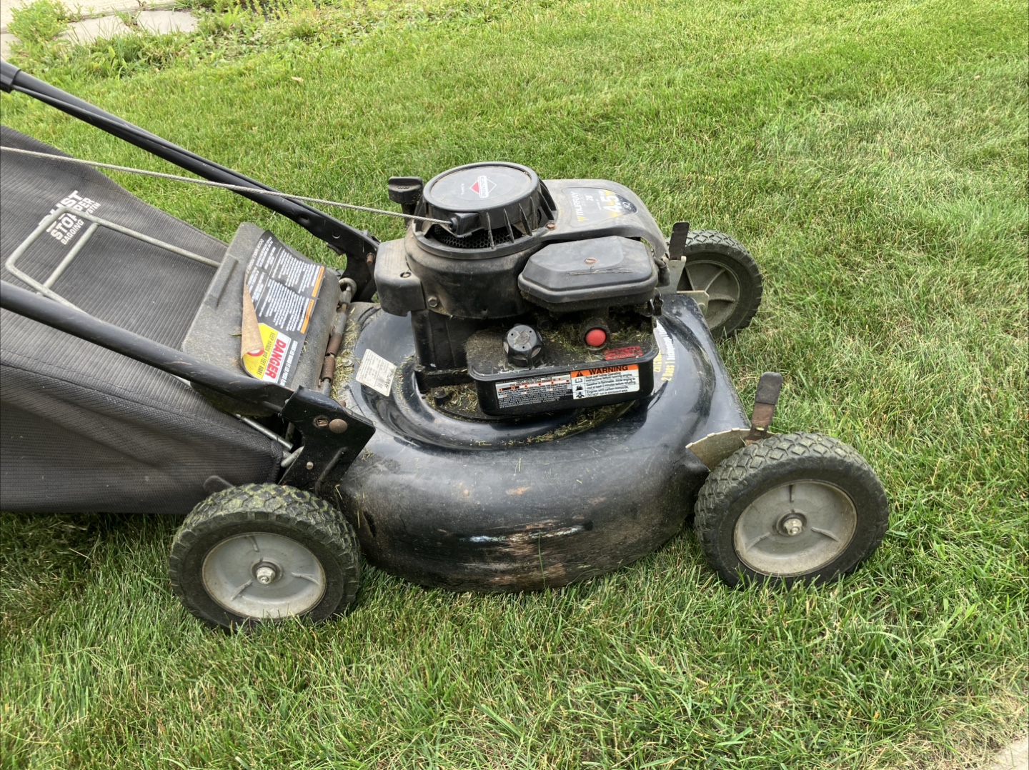 Murray 4.5 HP 2-1 Lawn Mower - photo 5
