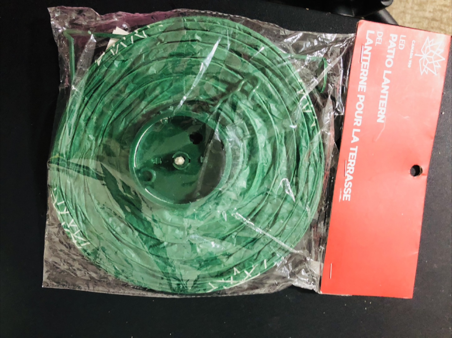 🇨🇦 Brand New LED Patio Lantern - Green - photo 3