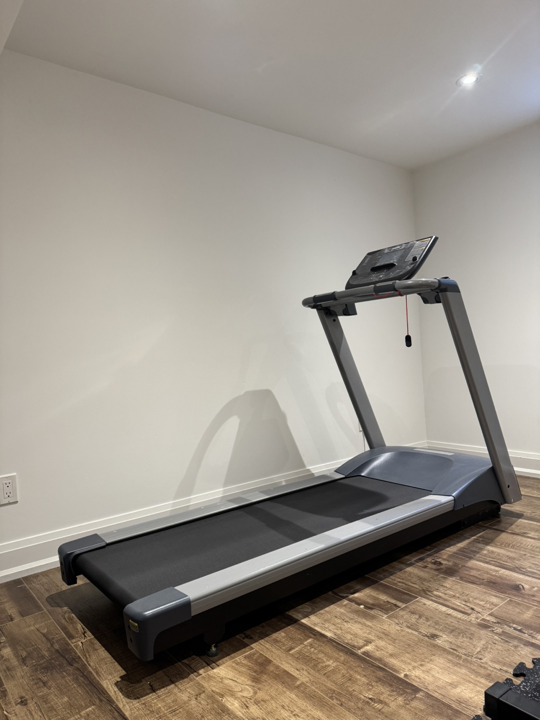 Precor Treadmill - Great Condition - photo 3