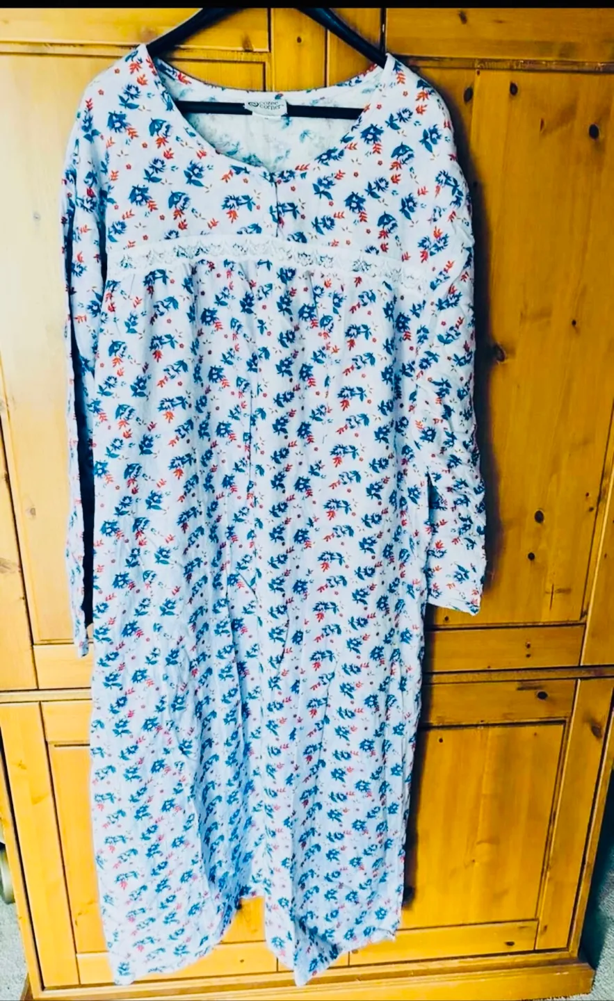 Brand new cotton flannel Nightgown thumbnail