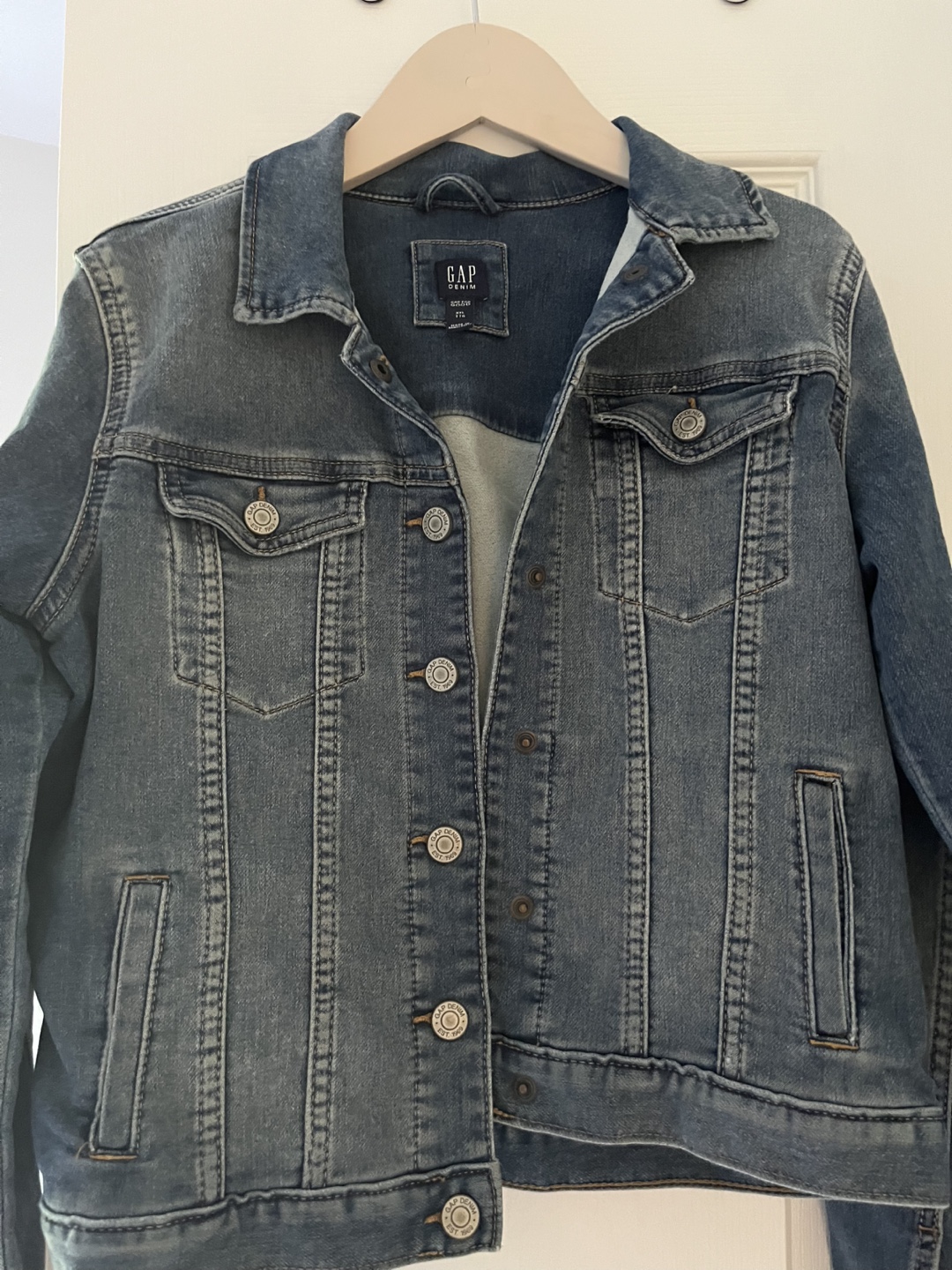 GAP Denim Jacket - XXL (kids)