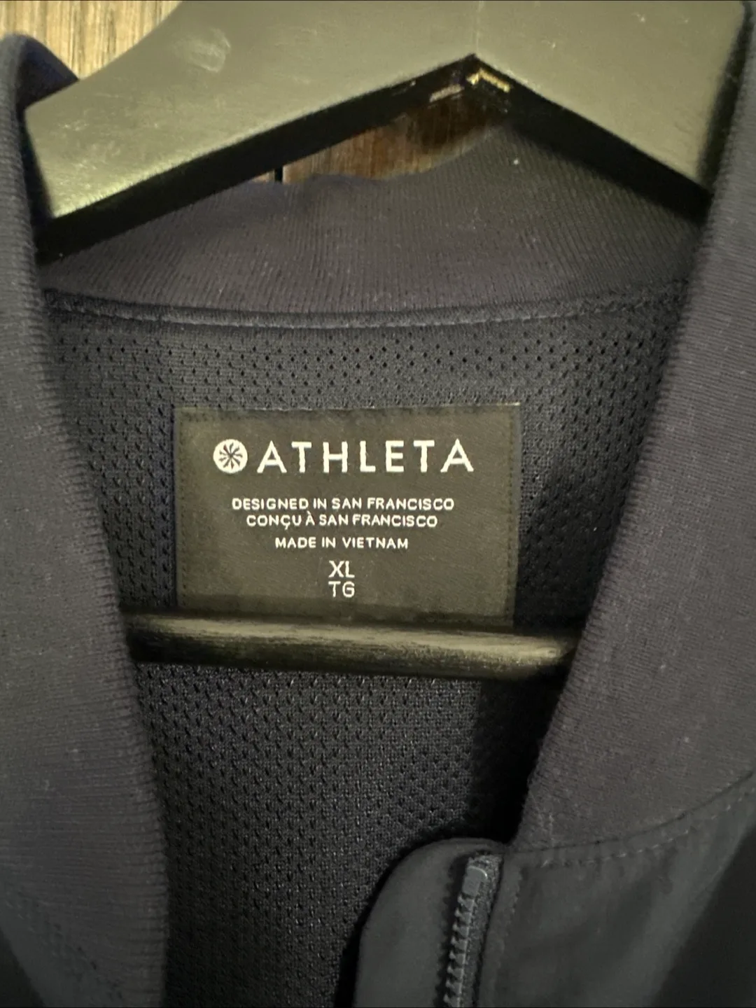 Athleta Crosscourt Bomber Jacket - XL🇨🇦 image indicator(2)