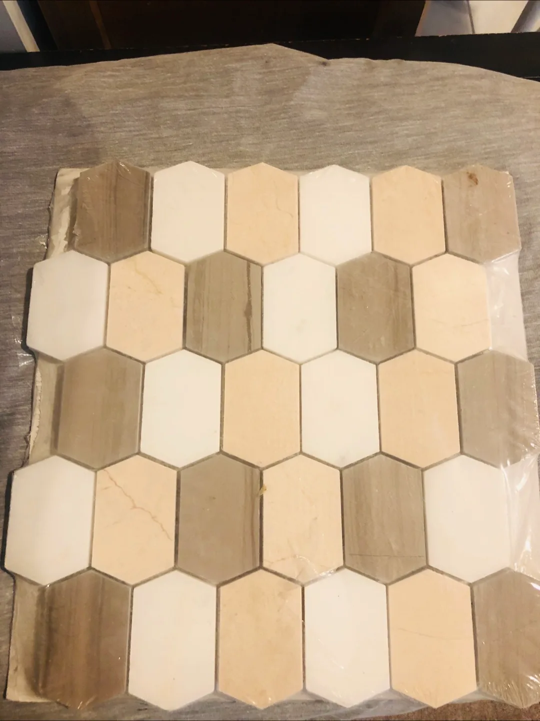 🇨🇦 Uberhaus Tile - Mixed Colour Mosaic image indicator(2)