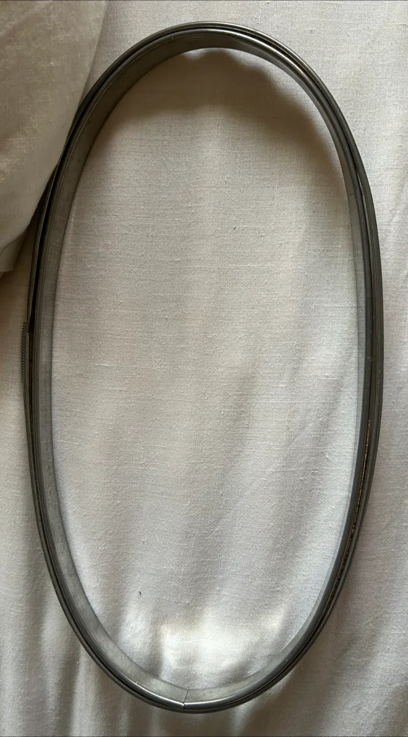 Adjustable Metal Embroidery Hoop thumbnail