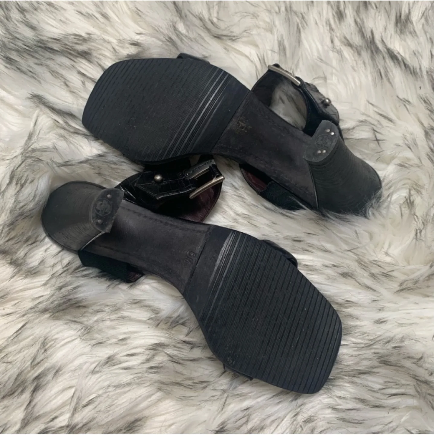 Leather square toe buckle heels 6 image indicator(2)