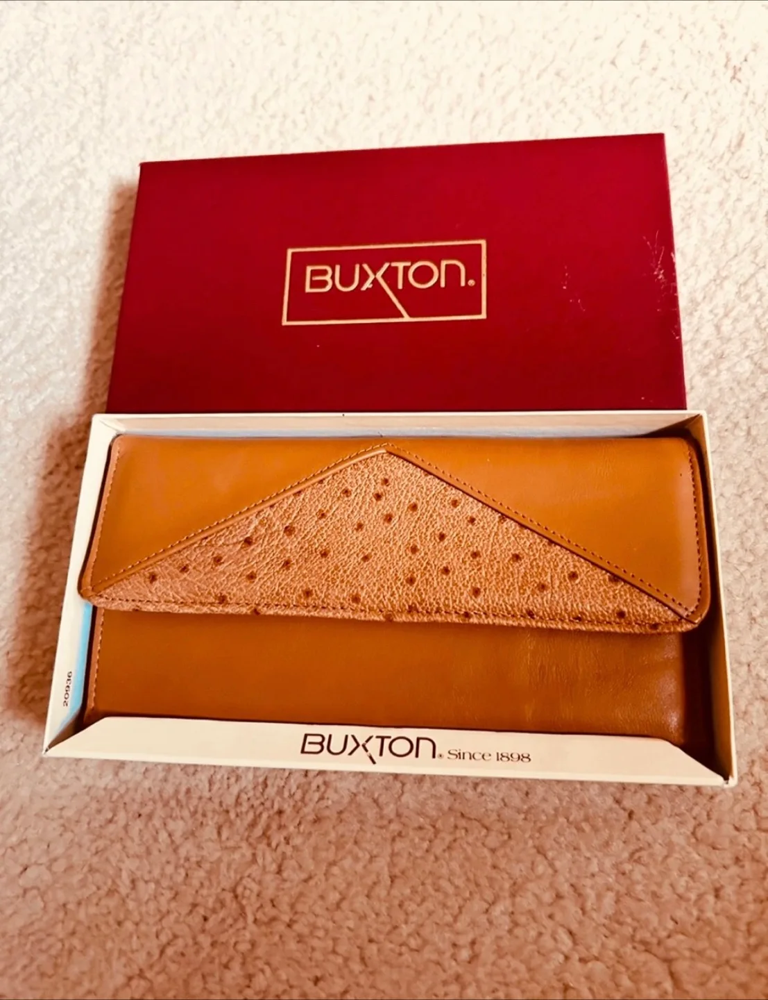 Brand new Buxton Leather Wallet with Gift Box thumbnail