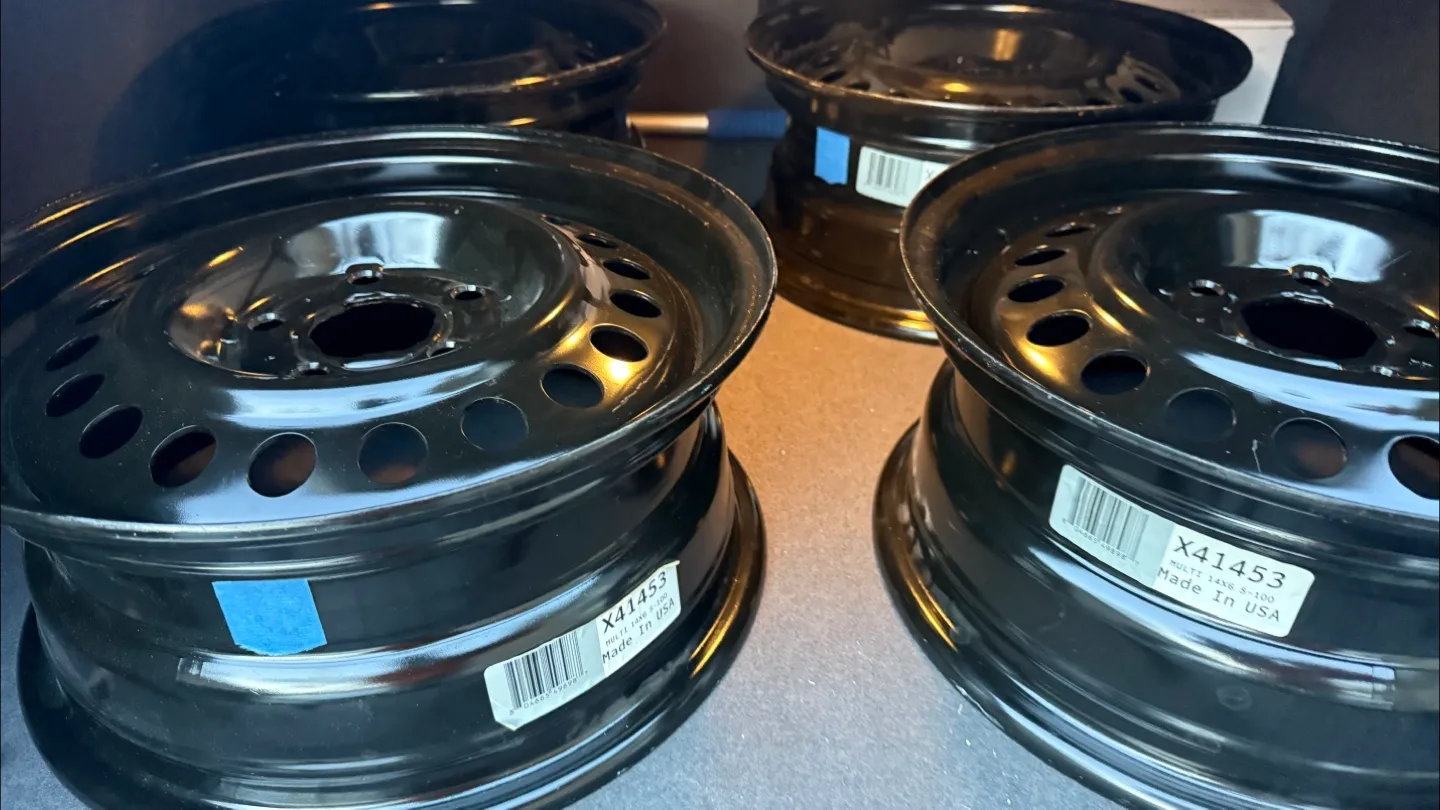 Set of 4 Winter Steel Rims - X41453 image indicator(6)