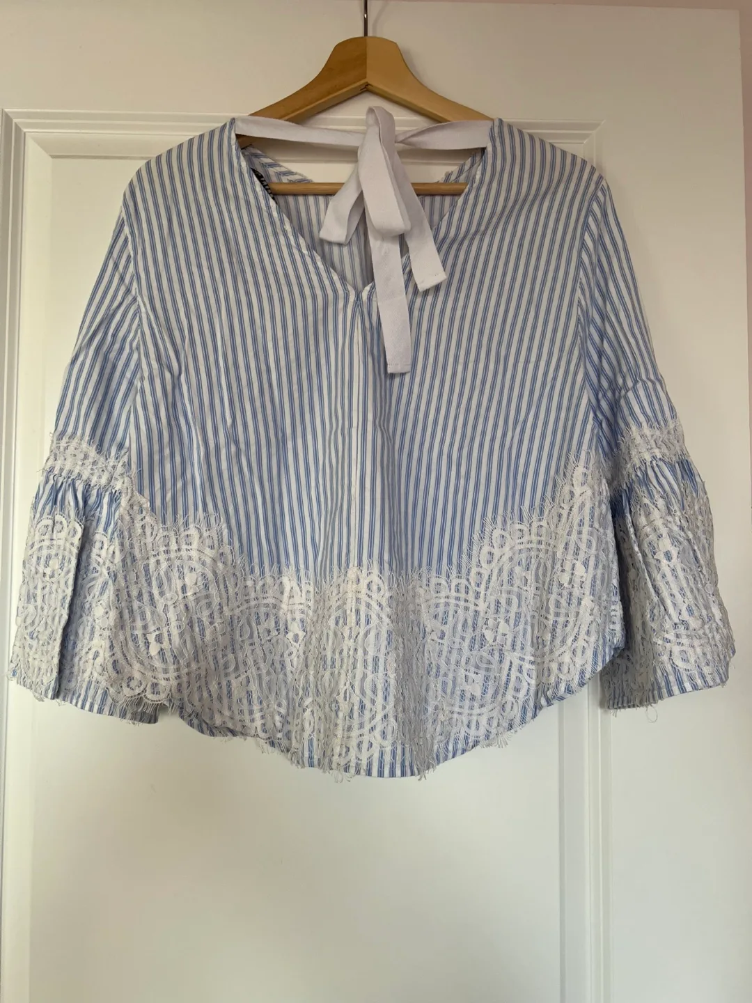Zara Woman Blue Striped Lace Blouse - Size S image indicator(2)