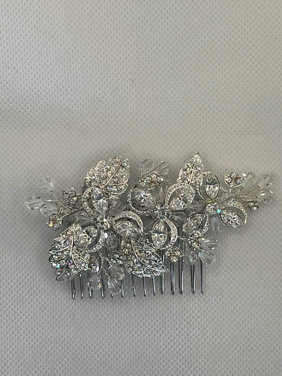 Rhinestone/Crystal Hair Comb - Silver