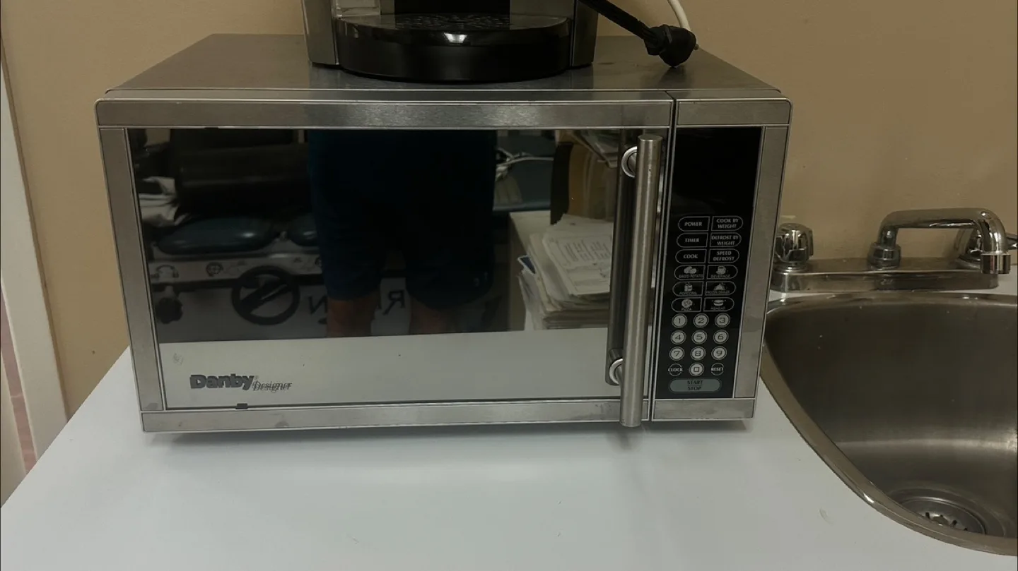Danby Designer Microwave - Great Condition! thumbnail
