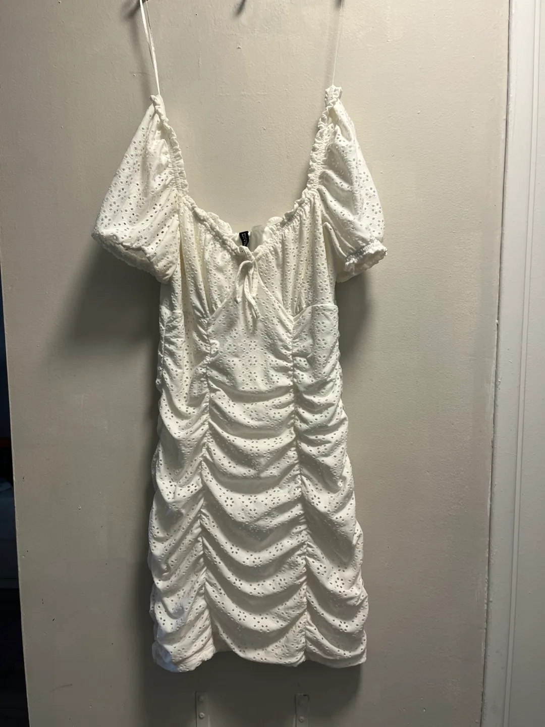 H&M White Dress - Size Small thumbnail