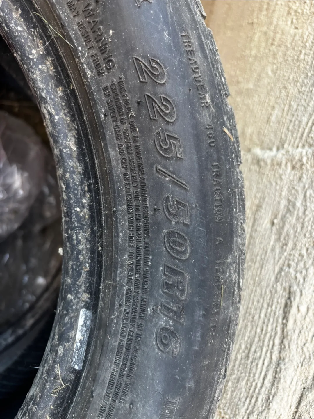 All Seasons Grand Prix 225/50R16 Tires thumbnail
