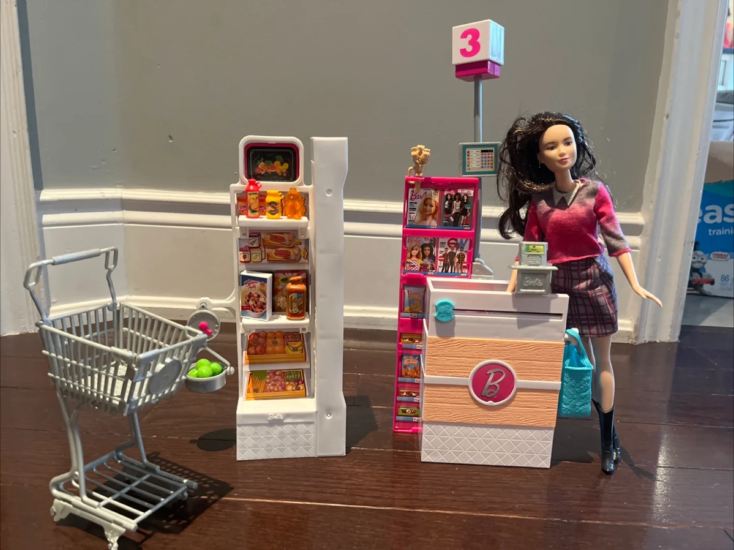 Barbie doll and grocery set image indicator(7)